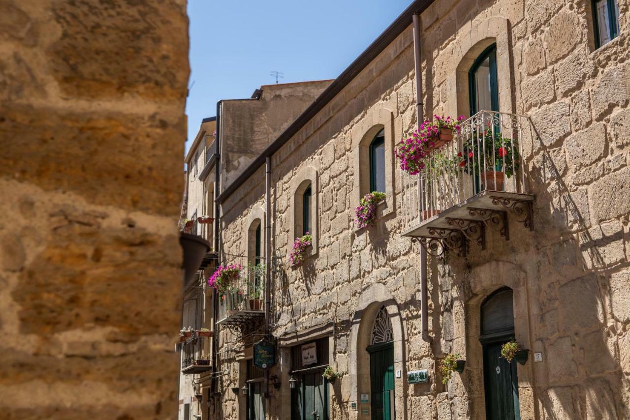 Bianko Ecochic & L'Angolo Di Levante Enna Exterior foto